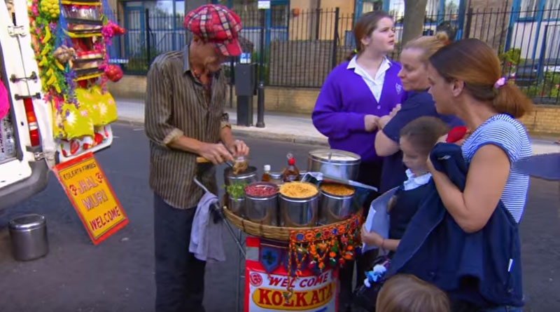 this-british-chef-is-so-obsessed-with-jhal-muri-he-s-selling-it-all-over-london