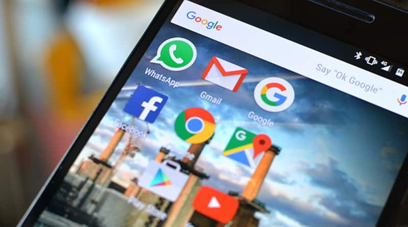 WhatsApp video calling appears in latest update