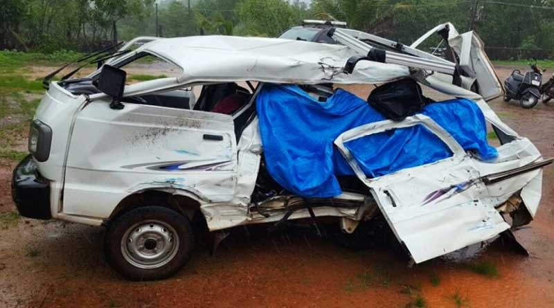 8 Schoolkids Died In Karnataka After Their Van Rammed Into A Bus