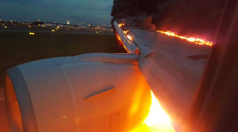 Passenger Films Singapore Airlines Plane Catching Fire