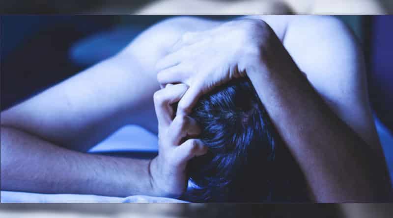 Woman catches husband cheating , thrashes him brutally at Kanksa in Paschim Bardhaman | Sangbad Pratidin