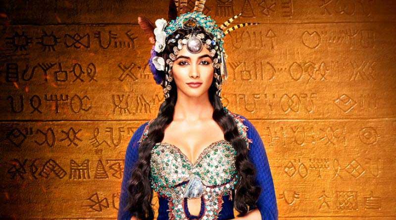 Meet Chaani the 'Chosen One' aka Pooja Hegde from Mohenjo Daro