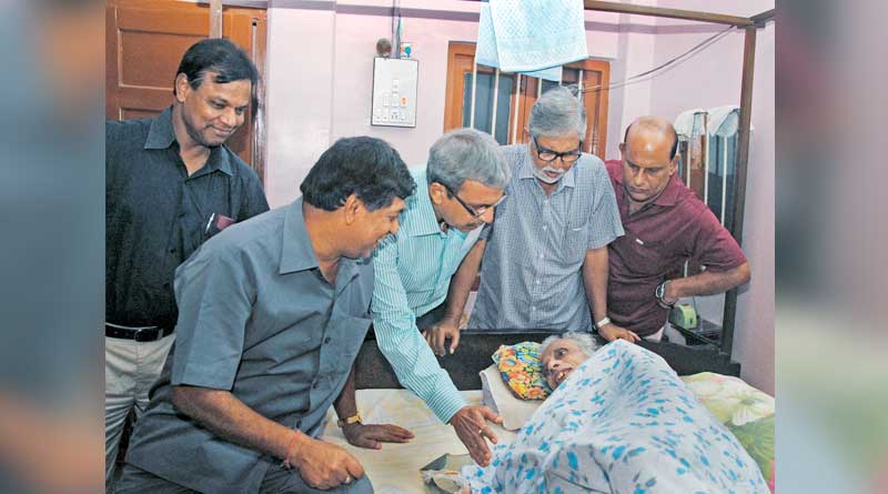 India's first full time coach Amal Dutta has died in Kolkata