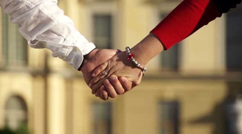 Man meets wife believed to be dead 5 years ago. But the story has a shocking twist