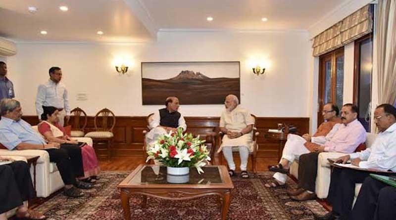 pm-modi-holds-meet-on-kashmir-crisis
