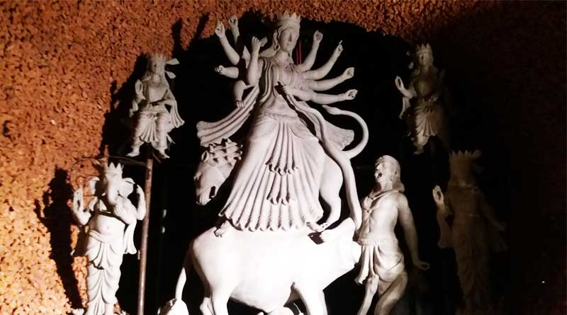   we should stick to the old tradition of making clay idols, says PM Modi 