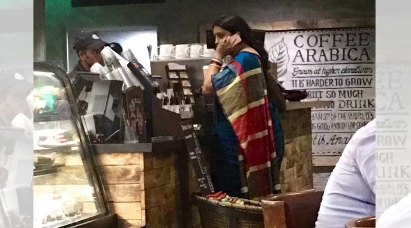 Smriti Irani Standing In a Queue  To Get Her Coffee became viral