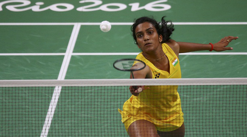 PV sindhu beats nozomi okuhara to reach finals in the olympics