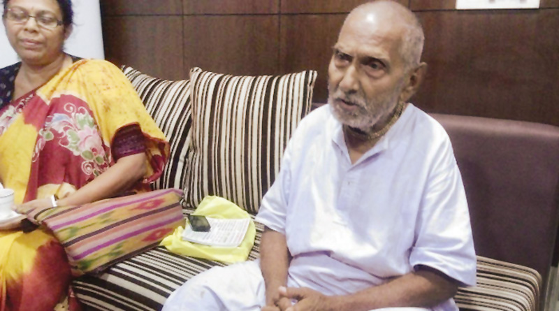 Sivananda Baba of Benaras Is One Year Older Than Netaji