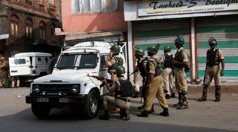 Cop killed in encounter in Jammu and Kashmir