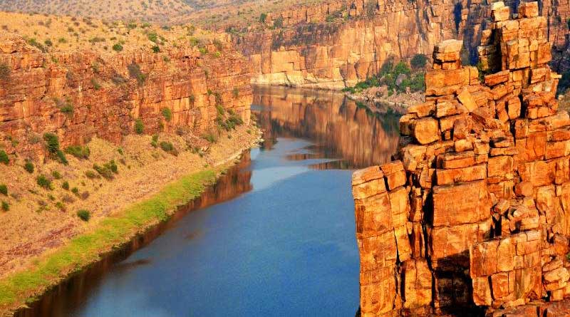 Gandikota & Belum. The road less travelled