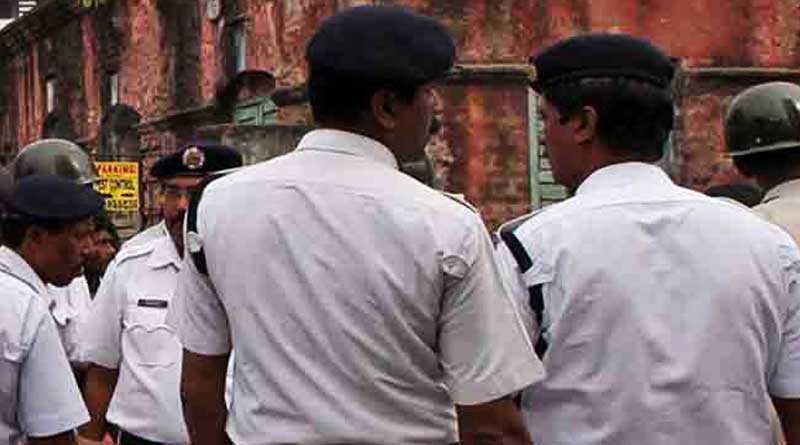 Minor girl rape accuse Ola driver was arrested for Robbery before 