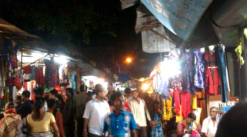 With The Help Of State Government, Railway Authorities Will Remove Hawkers From Station Premises
