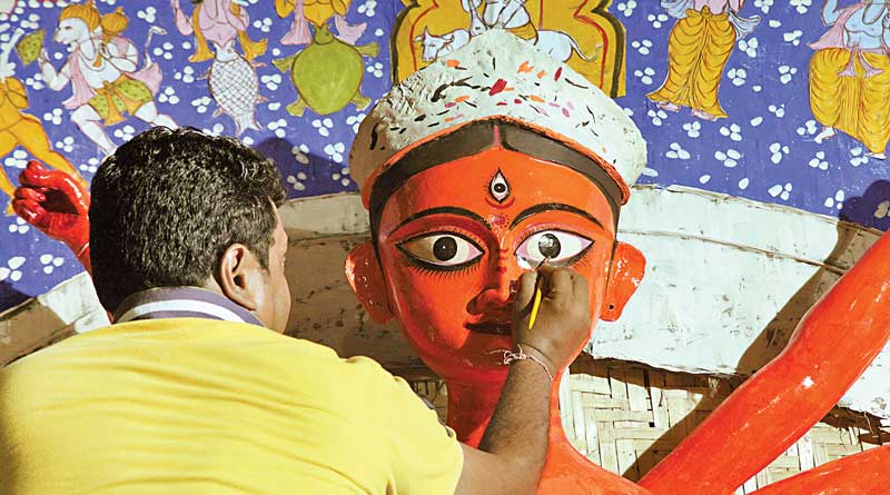 Tradition Has Gone, Durga Puja Is Celebrated Without Red Area's Soil