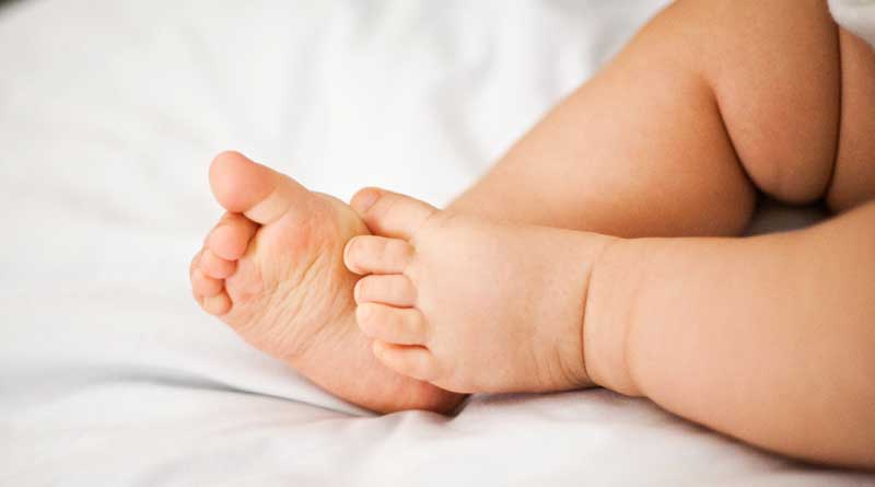 A hospital worker broke a crying 3-day-old baby's leg