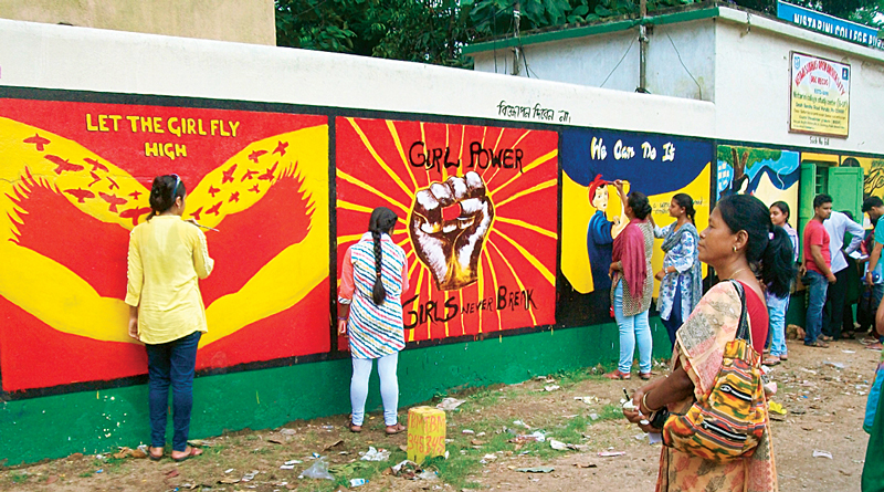 Nistarini Women’s College Purulia Painted Outer Walls To Spread Woman’s Power