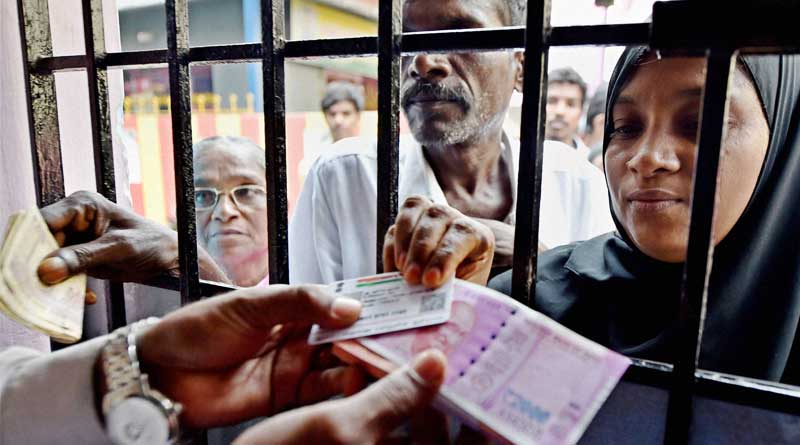 Limit to swap notes drops to Rs. 2,000 from Rs. 4,500