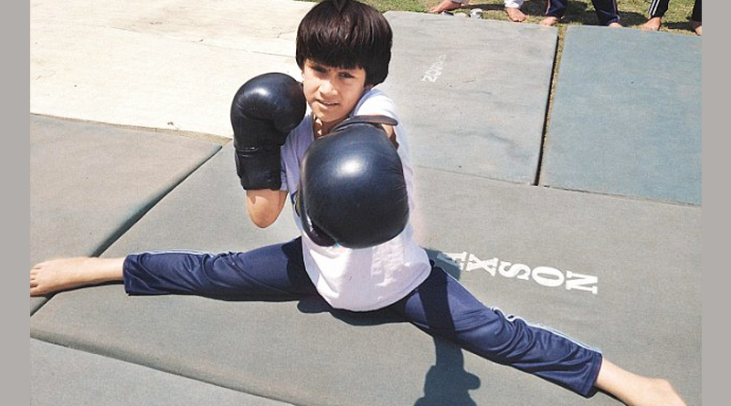 8 year old Kashmiri girl Tajamul wins gold in kick boxing