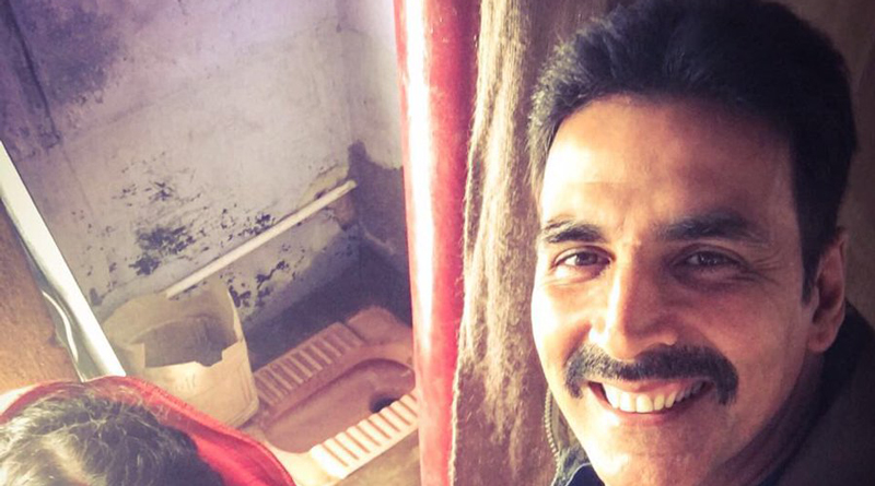 Akshay Kumar Kickstarts 'Toilet - Ek Prem Katha' Shoot With Bhumi Pednekar