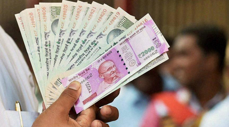 Cash Withdrawal of Rs. 50,000 and above from banks should be taxed
