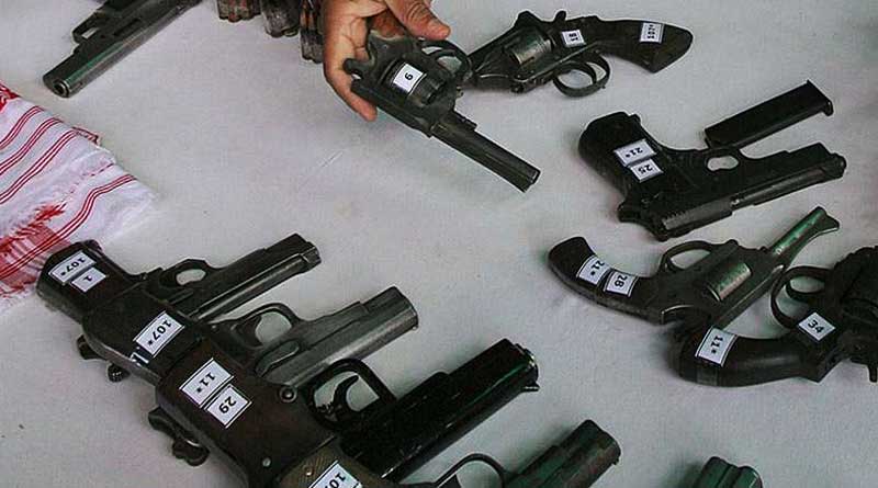 Kolkata: police raid at  detective residence at Kasba, arms recovered