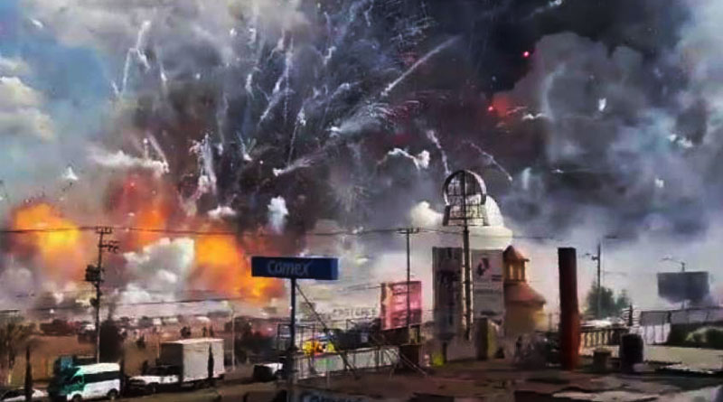  Explosion at fireworks market in Mexico, 27 dead