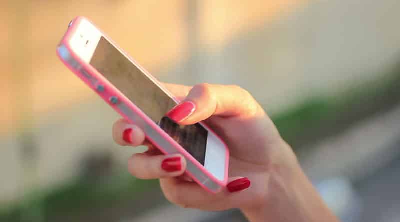 charge your smartphone with a simple finger swipe