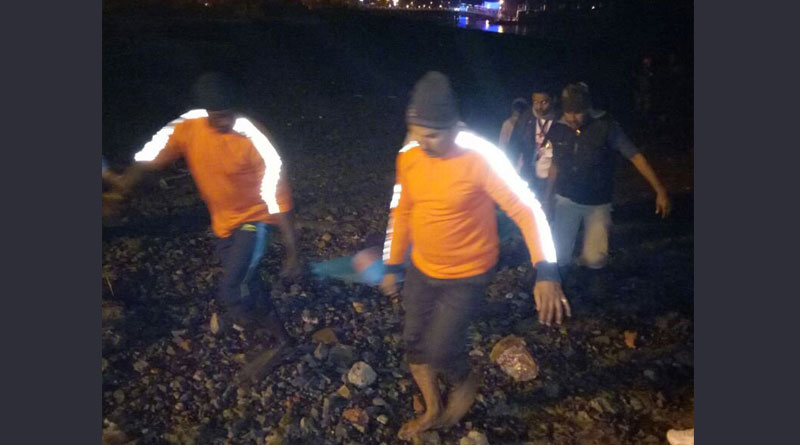 Pilgrims die in Gangasagar