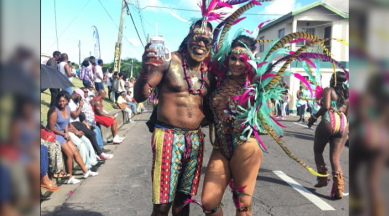 Colourful Chris Gayle rocks New Year carnival in typical style 