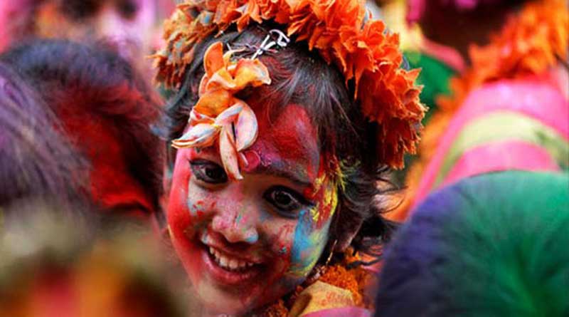 This holi, govt stalls to sell Herbal Abir made by Purulia Tribal Women