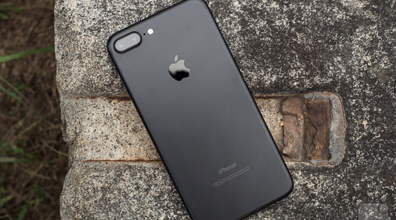  iPhone 7 Plus explosion video goes viral on social media 