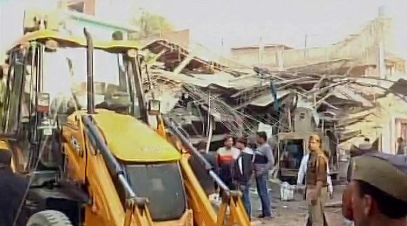 Building collapse in Kanpur, army roped in for rescue ops