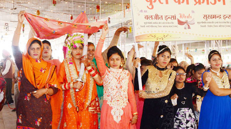 Punjab couple made marriage in different way 