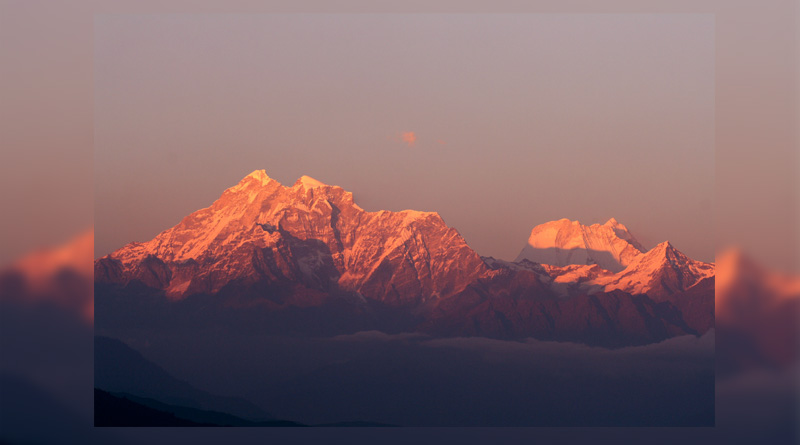 Watch the mesmerizing sunrise at Tiger Hill, courtsey WB govt 