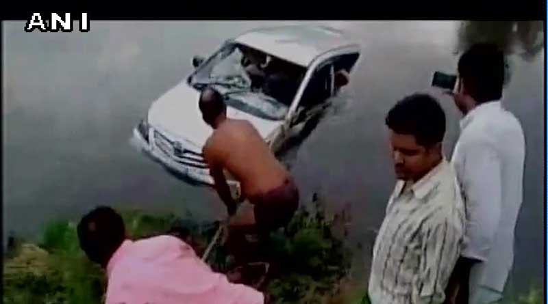 11 killed after car plunges into river in Mathura