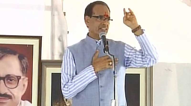 Amid farmer protest, MP CM Shivraj Singh Chauhan sits on hunger strike 