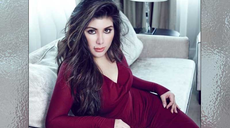 Millionaire’s daughter trades luxurious life for love