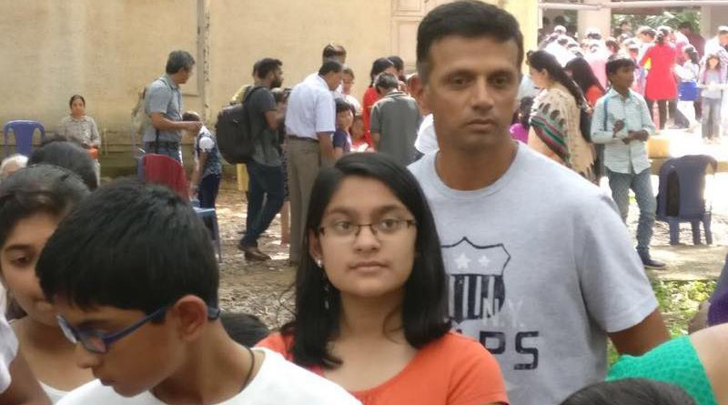 Rahul Dravid was praised by social media users for not having any ‘celebrity airs’ after a picture of him lining up at a science fair