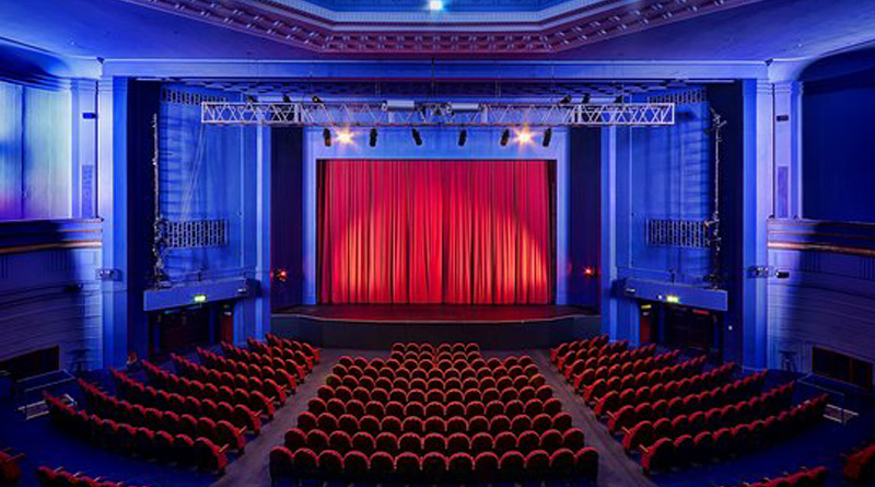 I&B Ministry recommends reopening of cinema halls in August