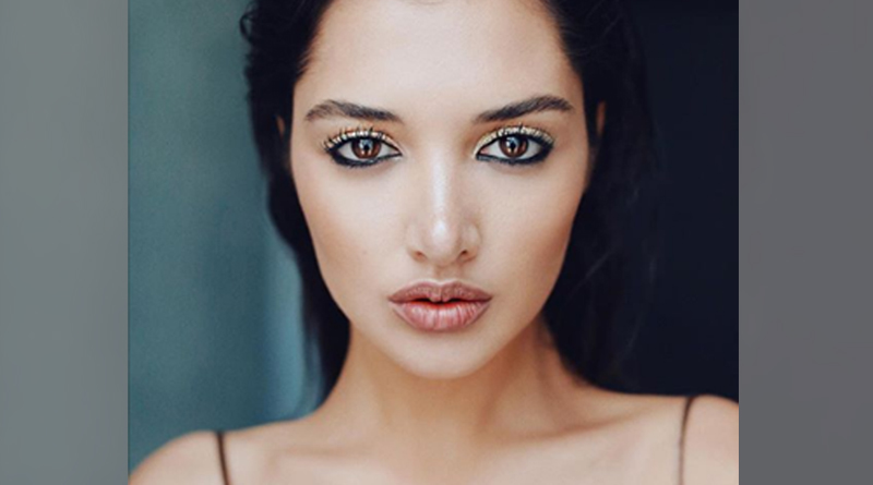 Amazon Obhijaan actress Svetlana Gulakova bares it all