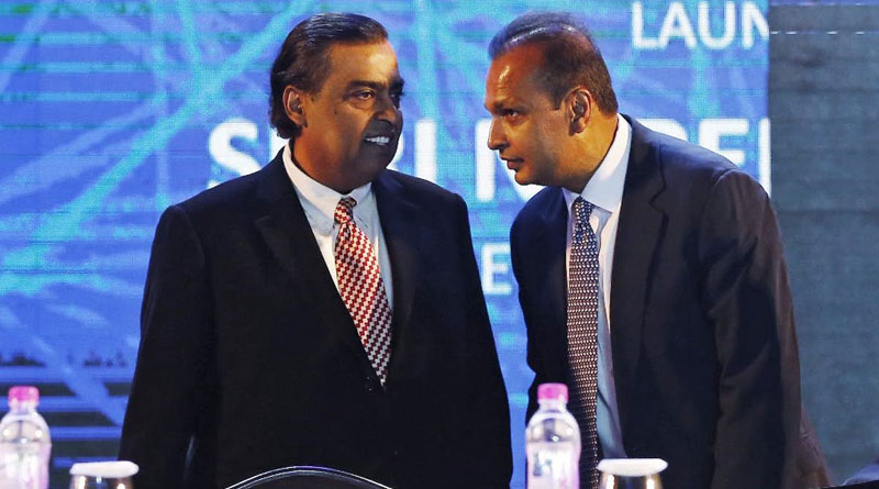 Mukesh Ambani gives Anil bailout package of Rs 23000 crore 