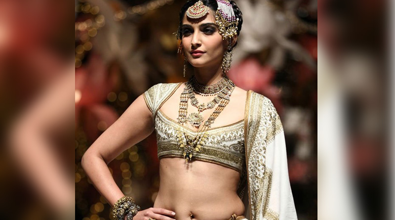 Sonam Kapoor to tie knot with boyfriend Anand Ahuja!
