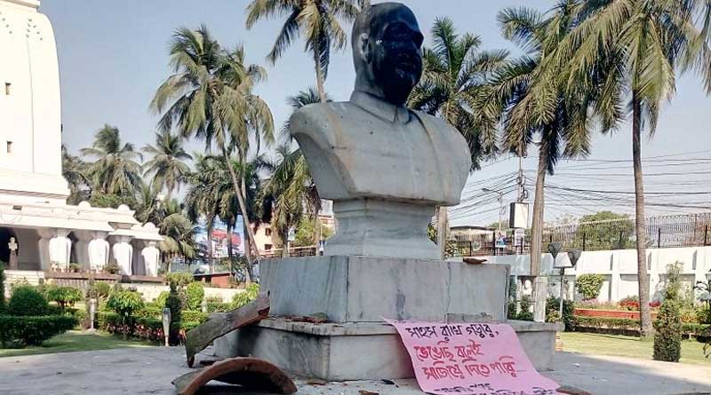 Left-Liberals ‘vandalise’ Shyama Prasad Mookerjee’s staute in Kolkata