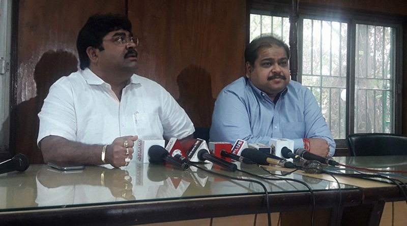 Srinjoy Bose and Debashis Dutta shun MohunBagan Post
