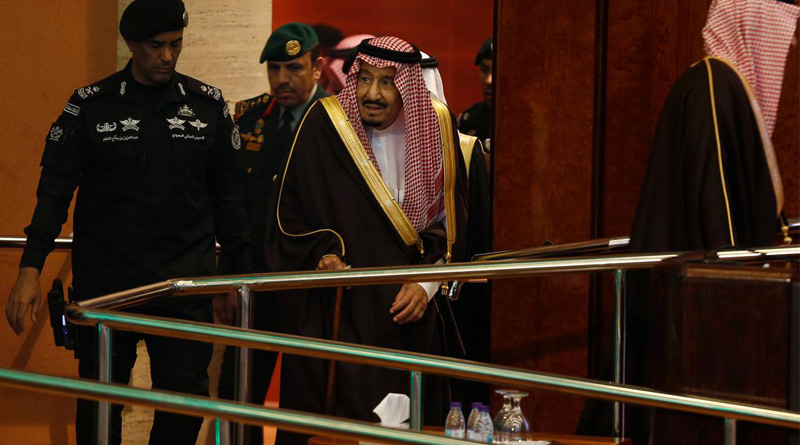 Fears of a coup are sparked in Saudi Arabia after heavy gunfire erupts near Royal Palace 