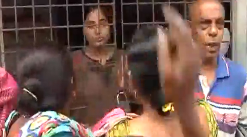 Parents lock ‘authoritarian’ teacher in Kolkata school