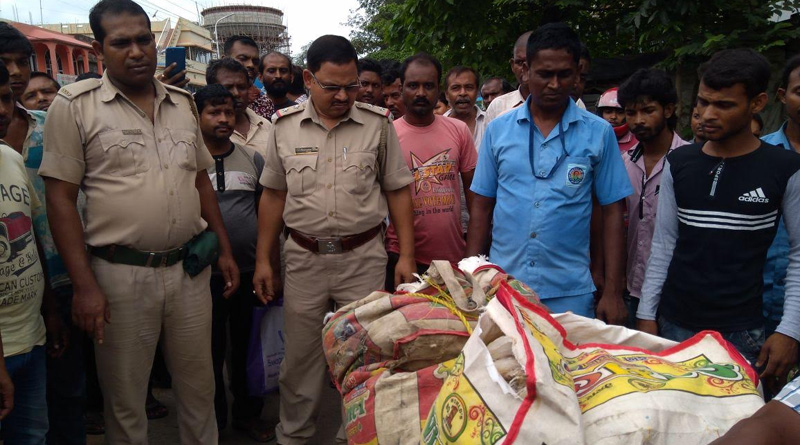 Dead chicken rescued from Bongaon