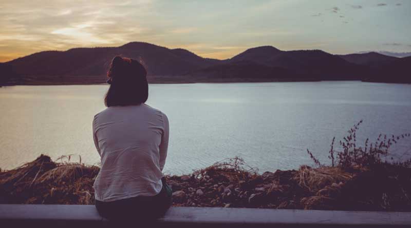 Person in multiple relationships are lonely: Study