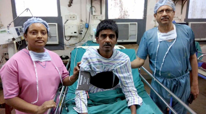 At the same time valve replacement and bypass surgery , Gandhi Hospital doctors made an example