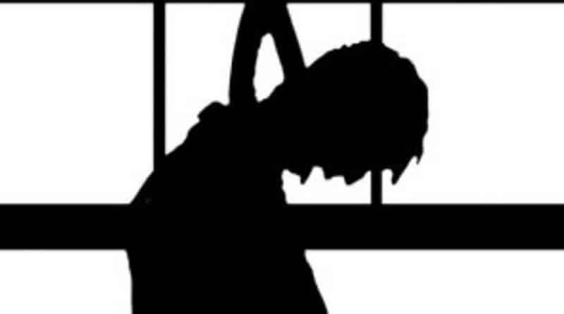 Patient's body found hanging in Sagar Dutta Hospital | Sangbad Pratidin